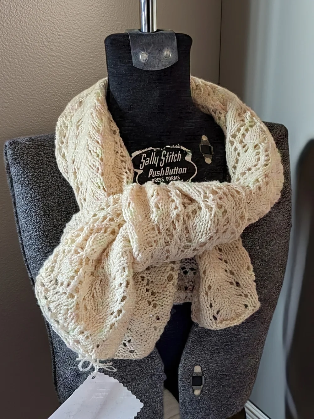 NWT Hand Spun & Knit Lace Shawl Scarf Cream White Pure Corriedale Wool By Hulda